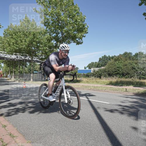 09.08.2026 - GEWOBA Citytriathlon Bremen Michael Burmester http://msf.ph/oto/9954822 09.08.2026 12:11:23 Radfahren 112, 540, 588, 666, 698, 703, 767, 789, 854, 1153 meine-sportfotos.de