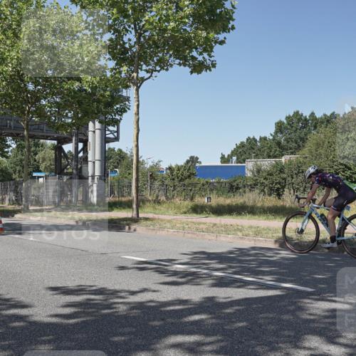 09.08.2026 - GEWOBA Citytriathlon Bremen Michael Burmester http://msf.ph/oto/9954825 09.08.2026 14:37:05 Radfahren 58, 229, 312, 377, 448, 523 meine-sportfotos.de