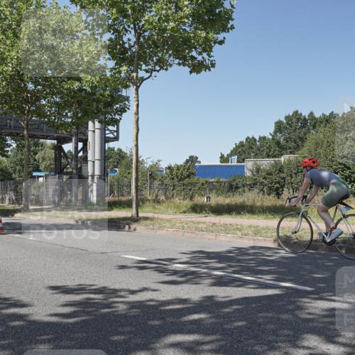 09.08.2026 - GEWOBA Citytriathlon Bremen Michael Burmester http://msf.ph/oto/9954832 09.08.2026 14:37:07 Radfahren 58, 229, 312, 316, 377, 448 meine-sportfotos.de
