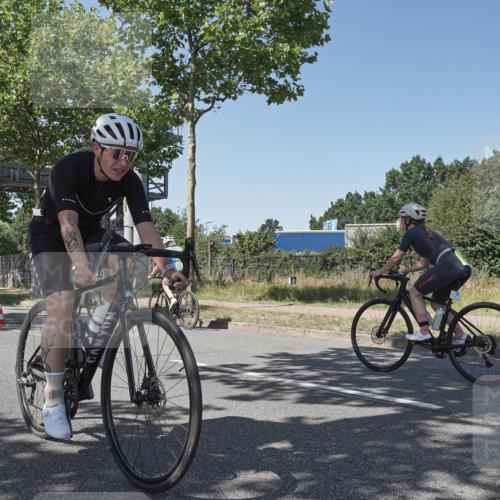 09.08.2026 - GEWOBA Citytriathlon Bremen Michael Burmester http://msf.ph/oto/9954846 09.08.2026 14:37:15 Radfahren 10, 58, 87, 172, 300, 316, 369, 385, 448 meine-sportfotos.de
