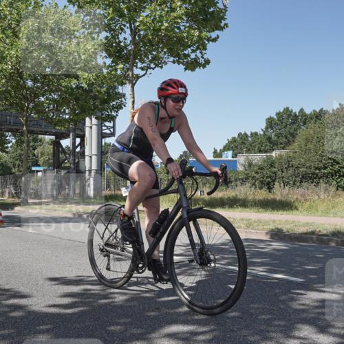 09.08.2026 - GEWOBA Citytriathlon Bremen Michael Burmester http://msf.ph/oto/9954870 09.08.2026 14:37:25 Radfahren 10, 58, 87, 172, 300, 305, 316, 369, 385 meine-sportfotos.de
