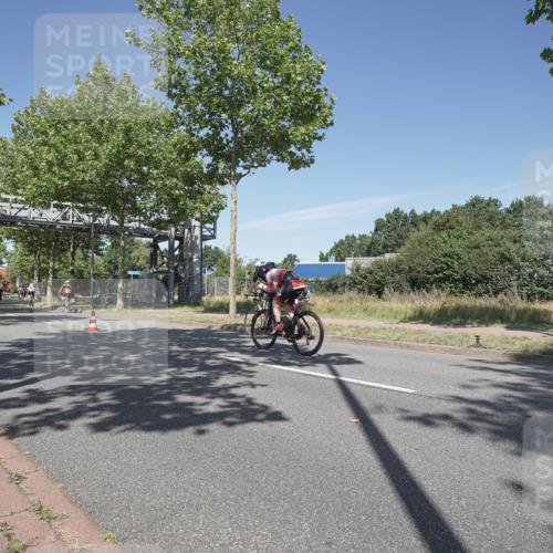 09.08.2026 - GEWOBA Citytriathlon Bremen Michael Burmester http://msf.ph/oto/9954885 09.08.2026 12:12:03 Radfahren 618, 642 meine-sportfotos.de