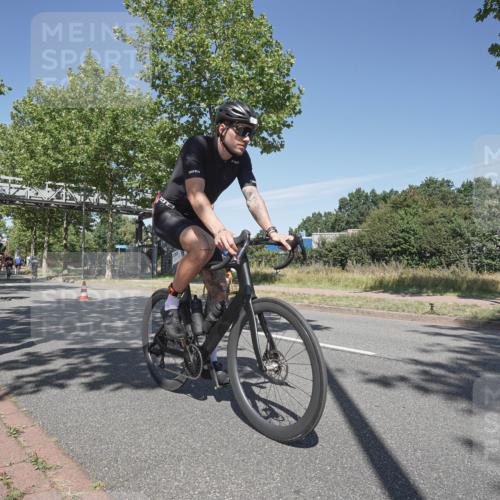 09.08.2026 - GEWOBA Citytriathlon Bremen Michael Burmester http://msf.ph/oto/9954904 09.08.2026 12:12:22 Radfahren 544, 589, 610, 618, 632, 661, 677, 697, 791, 825, 835 meine-sportfotos.de