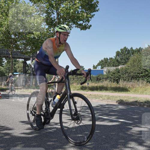 09.08.2026 - GEWOBA Citytriathlon Bremen Michael Burmester http://msf.ph/oto/9954910 09.08.2026 14:37:47 Radfahren 42, 242, 288, 290, 292, 341, 390, 400, 450, 458, 487 meine-sportfotos.de