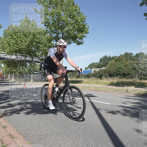 09.08.2026 - GEWOBA Citytriathlon Bremen Michael Burmester http://msf.ph/oto/9954915 09.08.2026 12:12:26 Radfahren 544, 589, 610, 632, 661, 677, 697, 791, 825, 835, 1127, 1131 meine-sportfotos.de