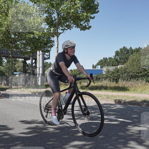 09.08.2026 - GEWOBA Citytriathlon Bremen Michael Burmester http://msf.ph/oto/9954945 09.08.2026 14:38:07 Radfahren 193, 202, 221, 266, 280, 292, 293, 297, 306, 314, 319, 330, 335, 344, 398, 410, 434, 454, 485, 521, 522 meine-sportfotos.de