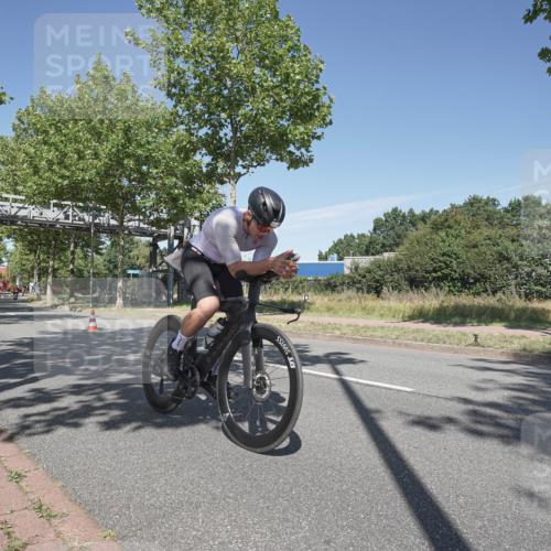 09.08.2026 - GEWOBA Citytriathlon Bremen Michael Burmester http://msf.ph/oto/9954965 09.08.2026 12:13:03 Radfahren 556, 575, 616, 636, 658, 686, 747, 843, 852 meine-sportfotos.de