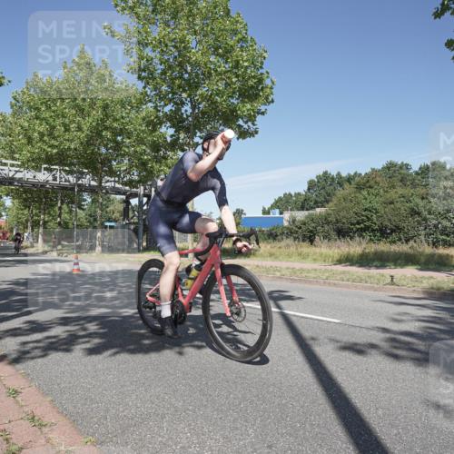 09.08.2026 - GEWOBA Citytriathlon Bremen Michael Burmester http://msf.ph/oto/9954978 09.08.2026 12:13:16 Radfahren 551, 575, 616, 636, 658, 747, 824, 882, 1116, 1148 meine-sportfotos.de