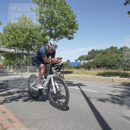 09.08.2026 - GEWOBA Citytriathlon Bremen Michael Burmester http://msf.ph/oto/9954982 09.08.2026 12:13:22 Radfahren 551, 575, 591, 710, 824, 882, 1011, 1116, 1148, 1150 meine-sportfotos.de