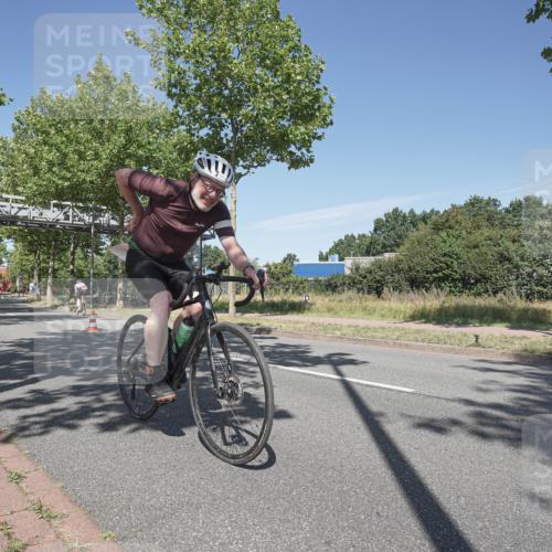 09.08.2026 - GEWOBA Citytriathlon Bremen Michael Burmester http://msf.ph/oto/9954984 09.08.2026 12:13:23 Radfahren 551, 575, 591, 710, 824, 882, 884, 1011, 1116, 1148, 1150 meine-sportfotos.de