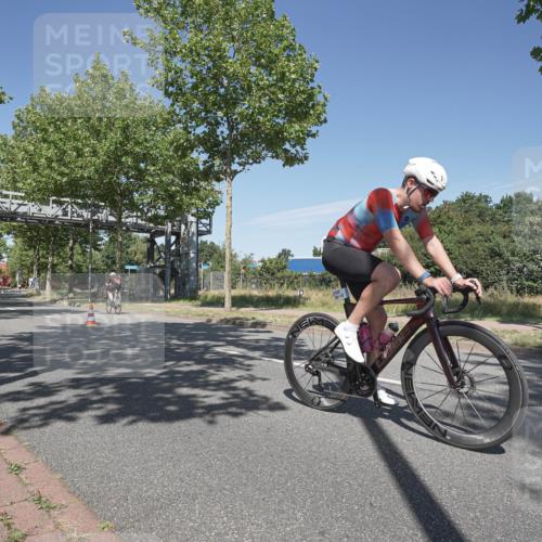 09.08.2026 - GEWOBA Citytriathlon Bremen Michael Burmester http://msf.ph/oto/9954994 09.08.2026 12:13:30 Radfahren 591, 592, 685, 710, 824, 882, 884, 1011, 1116, 1148, 1150 meine-sportfotos.de