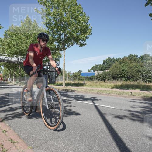 09.08.2026 - GEWOBA Citytriathlon Bremen Michael Burmester http://msf.ph/oto/9954998 09.08.2026 12:13:33 Radfahren 591, 592, 645, 685, 710, 824, 884, 1011, 1116, 1150 meine-sportfotos.de