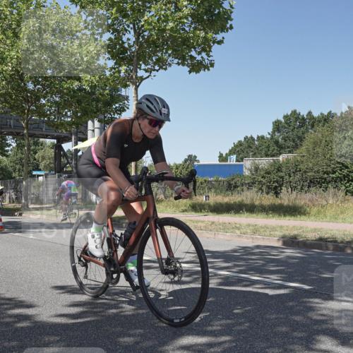 09.08.2026 - GEWOBA Citytriathlon Bremen Michael Burmester http://msf.ph/oto/9955056 09.08.2026 14:39:41 Radfahren 239, 340 meine-sportfotos.de