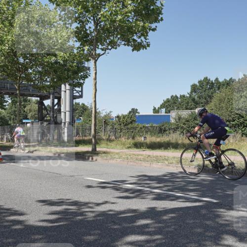 09.08.2026 - GEWOBA Citytriathlon Bremen Michael Burmester http://msf.ph/oto/9955058 09.08.2026 14:39:41 Radfahren 239, 340 meine-sportfotos.de