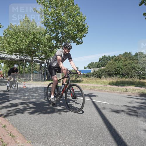 09.08.2026 - GEWOBA Citytriathlon Bremen Michael Burmester http://msf.ph/oto/9955071 09.08.2026 12:14:42 Radfahren 561, 574, 582, 679, 680, 721, 733, 746, 750 meine-sportfotos.de