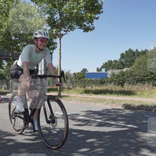 09.08.2026 - GEWOBA Citytriathlon Bremen Michael Burmester http://msf.ph/oto/9955074 09.08.2026 14:39:55 Radfahren 234, 258, 391, 393, 413, 423, 479 meine-sportfotos.de