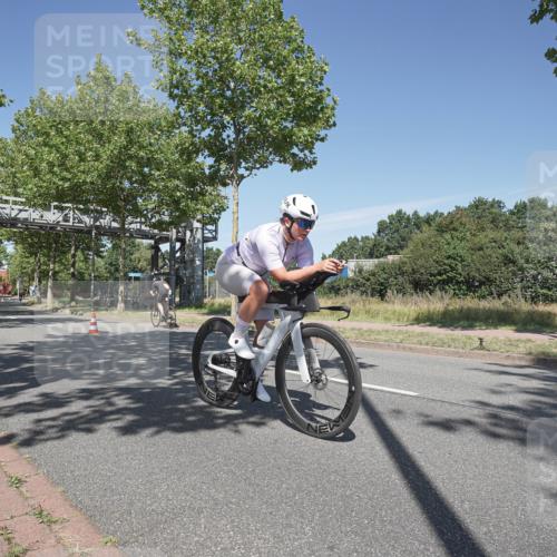 09.08.2026 - GEWOBA Citytriathlon Bremen Michael Burmester http://msf.ph/oto/9955079 09.08.2026 12:14:48 Radfahren 582, 590, 679, 717, 721, 733, 746, 750, 1004 meine-sportfotos.de