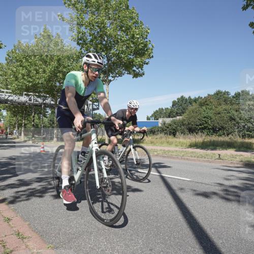09.08.2026 - GEWOBA Citytriathlon Bremen Michael Burmester http://msf.ph/oto/9955084 09.08.2026 12:14:52 Radfahren 590, 679, 717, 721, 746, 750, 1004 meine-sportfotos.de