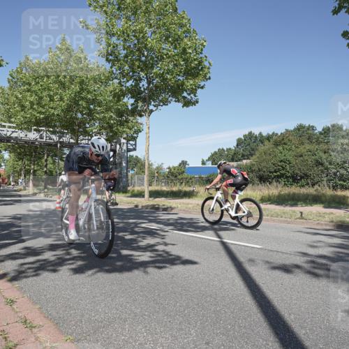 09.08.2026 - GEWOBA Citytriathlon Bremen Michael Burmester http://msf.ph/oto/9955100 09.08.2026 12:15:10 Radfahren 613, 646, 924, 1015, 1016, 1128 meine-sportfotos.de