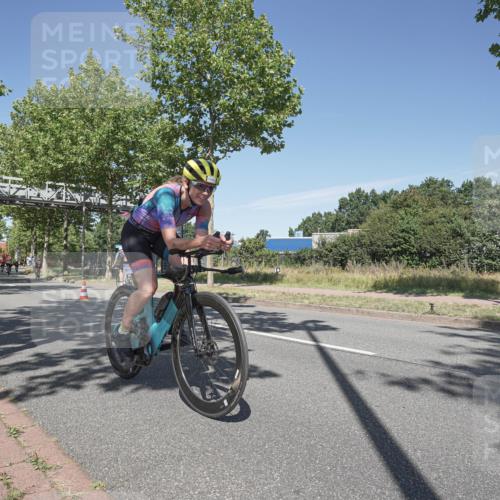 09.08.2026 - GEWOBA Citytriathlon Bremen Michael Burmester http://msf.ph/oto/9955112 09.08.2026 12:15:16 Radfahren 613, 615, 646, 793, 924, 1008, 1016, 1128 meine-sportfotos.de