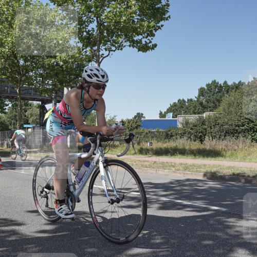 09.08.2026 - GEWOBA Citytriathlon Bremen Michael Burmester http://msf.ph/oto/9955127 09.08.2026 14:40:27 Radfahren 88, 101, 197, 204, 224, 238, 244, 338, 358, 388, 449, 456, 482, 508 meine-sportfotos.de