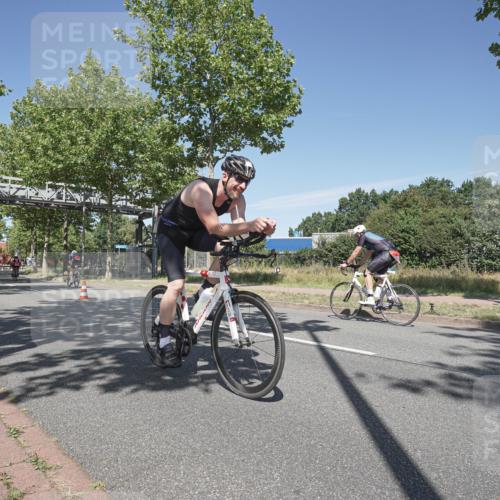 09.08.2026 - GEWOBA Citytriathlon Bremen Michael Burmester http://msf.ph/oto/9955140 09.08.2026 12:15:42 Radfahren 735, 765, 880, 1133, 1137 meine-sportfotos.de