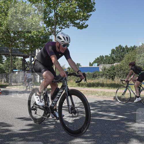 09.08.2026 - GEWOBA Citytriathlon Bremen Michael Burmester http://msf.ph/oto/9955145 09.08.2026 14:40:37 Radfahren 18, 197, 204, 224, 244, 250, 358, 415, 449, 456, 508 meine-sportfotos.de