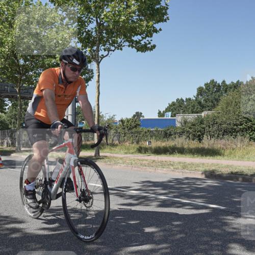 09.08.2026 - GEWOBA Citytriathlon Bremen Michael Burmester http://msf.ph/oto/9955161 09.08.2026 14:40:54 Radfahren 132, 206, 405, 442, 493, 515 meine-sportfotos.de