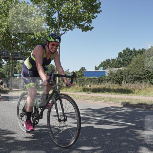 09.08.2026 - GEWOBA Citytriathlon Bremen Michael Burmester http://msf.ph/oto/9955175 09.08.2026 14:41:05 Radfahren 132, 199, 206, 368, 372, 405, 409, 428, 493 meine-sportfotos.de