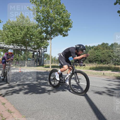 09.08.2026 - GEWOBA Citytriathlon Bremen Michael Burmester http://msf.ph/oto/9955178 09.08.2026 12:16:08 Radfahren 611, 716, 726, 730, 855, 874, 879, 955, 983, 1117 meine-sportfotos.de