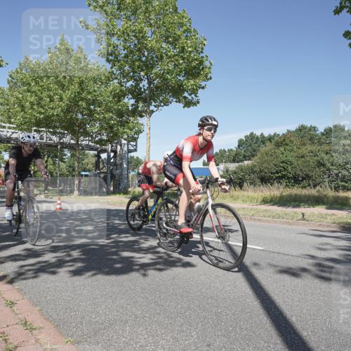 09.08.2026 - GEWOBA Citytriathlon Bremen Michael Burmester http://msf.ph/oto/9955192 09.08.2026 12:16:17 Radfahren 564, 580, 611, 716, 726, 775, 855, 914, 955, 1013, 1117 meine-sportfotos.de