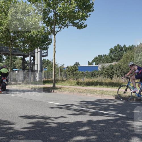09.08.2026 - GEWOBA Citytriathlon Bremen Michael Burmester http://msf.ph/oto/9955201 09.08.2026 14:41:20 Radfahren 142, 199, 223, 231, 264, 368, 372, 422, 501 meine-sportfotos.de