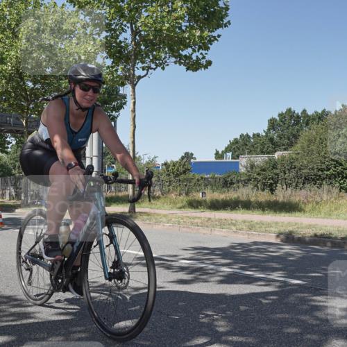 09.08.2026 - GEWOBA Citytriathlon Bremen Michael Burmester http://msf.ph/oto/9955229 09.08.2026 14:41:45 Radfahren 138, 212, 255, 311, 313, 389, 394, 411, 419, 435, 471, 519 meine-sportfotos.de
