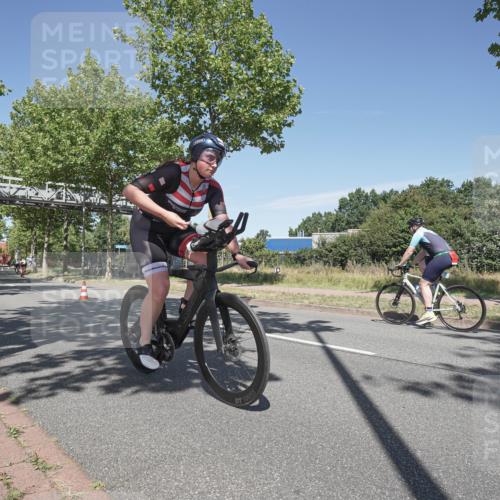 09.08.2026 - GEWOBA Citytriathlon Bremen Michael Burmester http://msf.ph/oto/9955236 09.08.2026 12:16:58 Radfahren 555, 627, 673, 895, 932, 1130 meine-sportfotos.de