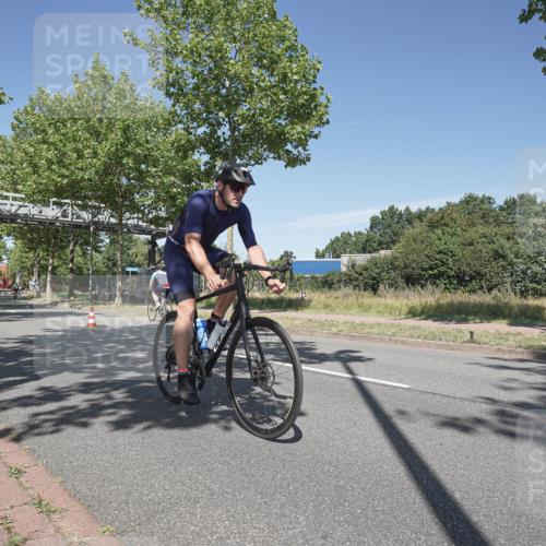 09.08.2026 - GEWOBA Citytriathlon Bremen Michael Burmester http://msf.ph/oto/9955240 09.08.2026 12:16:59 Radfahren 555, 627, 673, 895, 932, 1130 meine-sportfotos.de