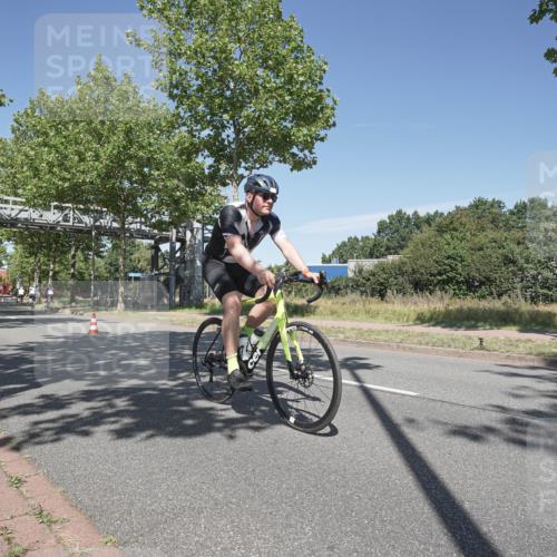 09.08.2026 - GEWOBA Citytriathlon Bremen Michael Burmester http://msf.ph/oto/9955248 09.08.2026 12:17:04 Radfahren 552, 627, 673, 895, 932, 1130 meine-sportfotos.de