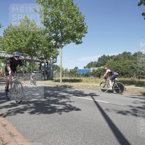 09.08.2026 - GEWOBA Citytriathlon Bremen Michael Burmester http://msf.ph/oto/9955254 09.08.2026 12:17:13 Radfahren 552, 600, 627, 778, 932, 1143, 1158 meine-sportfotos.de