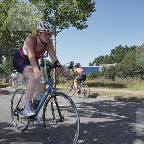 09.08.2026 - GEWOBA Citytriathlon Bremen Michael Burmester http://msf.ph/oto/9955267 09.08.2026 14:42:16 Radfahren 214, 252, 299, 379, 381, 441, 467 meine-sportfotos.de