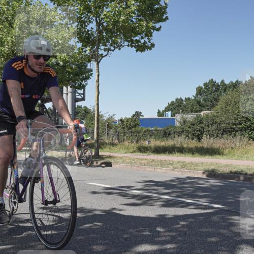 09.08.2026 - GEWOBA Citytriathlon Bremen Michael Burmester http://msf.ph/oto/9955292 09.08.2026 14:42:40 Radfahren 195, 233, 268, 281, 348, 421 meine-sportfotos.de