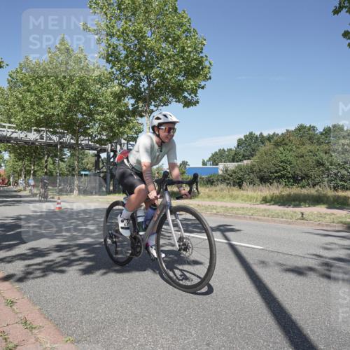 09.08.2026 - GEWOBA Citytriathlon Bremen Michael Burmester http://msf.ph/oto/9955295 09.08.2026 12:17:49 Radfahren 579, 609, 672, 901, 981, 1109, 1126, 1147 meine-sportfotos.de