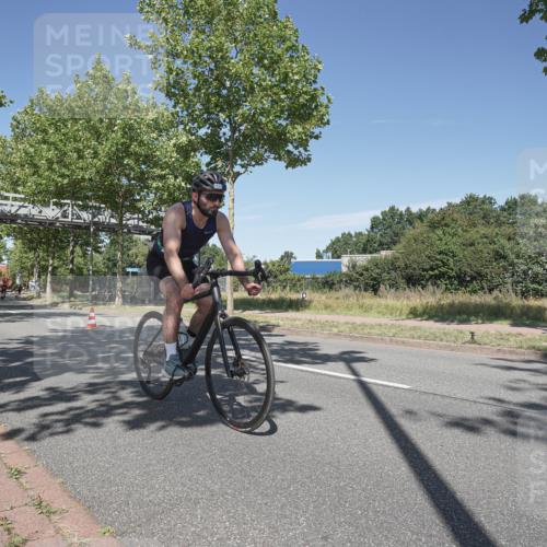 09.08.2026 - GEWOBA Citytriathlon Bremen Michael Burmester http://msf.ph/oto/9955299 09.08.2026 12:17:52 Radfahren 672, 739, 769, 808, 901, 981, 1109, 1126, 1147 meine-sportfotos.de