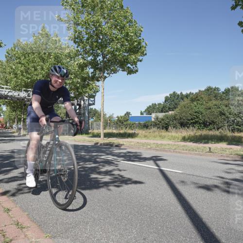 09.08.2026 - GEWOBA Citytriathlon Bremen Michael Burmester http://msf.ph/oto/9955307 09.08.2026 12:17:57 Radfahren 672, 739, 769, 781, 808, 869, 901, 981, 1118, 1126, 1147 meine-sportfotos.de