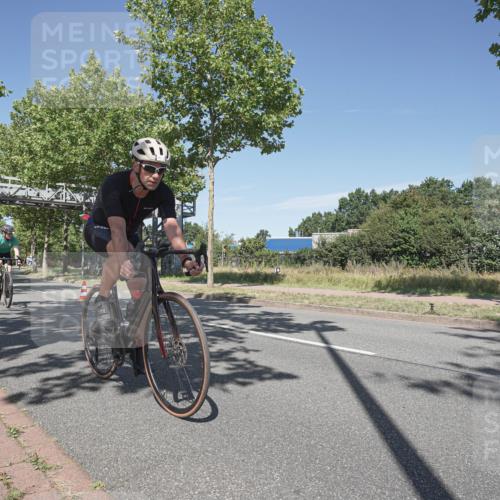 09.08.2026 - GEWOBA Citytriathlon Bremen Michael Burmester http://msf.ph/oto/9955315 09.08.2026 12:18:03 Radfahren 739, 769, 781, 808, 869, 901, 981, 1118, 1146 meine-sportfotos.de