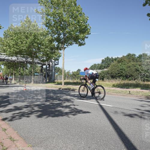 09.08.2026 - GEWOBA Citytriathlon Bremen Michael Burmester http://msf.ph/oto/9955355 09.08.2026 12:18:43 Radfahren 756, 814, 864, 1119 meine-sportfotos.de