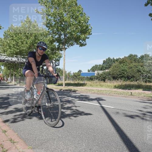 09.08.2026 - GEWOBA Citytriathlon Bremen Michael Burmester http://msf.ph/oto/9955374 09.08.2026 12:19:04 Radfahren 569, 624, 744, 886, 1009, 1120 meine-sportfotos.de