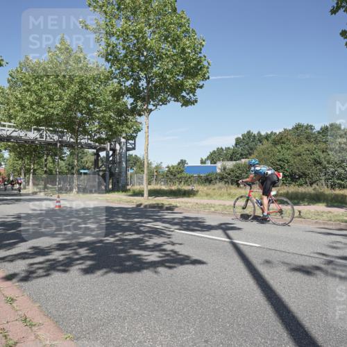 09.08.2026 - GEWOBA Citytriathlon Bremen Michael Burmester http://msf.ph/oto/9955392 09.08.2026 12:19:20 Radfahren 557, 569, 603, 624, 727, 749, 839, 861, 886, 938, 1145, 1160 meine-sportfotos.de