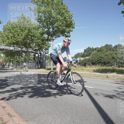 09.08.2026 - GEWOBA Citytriathlon Bremen Michael Burmester http://msf.ph/oto/9955415 09.08.2026 12:19:28 Radfahren 568, 603, 727, 812, 820, 839, 861, 938, 1142, 1145, 1160 meine-sportfotos.de