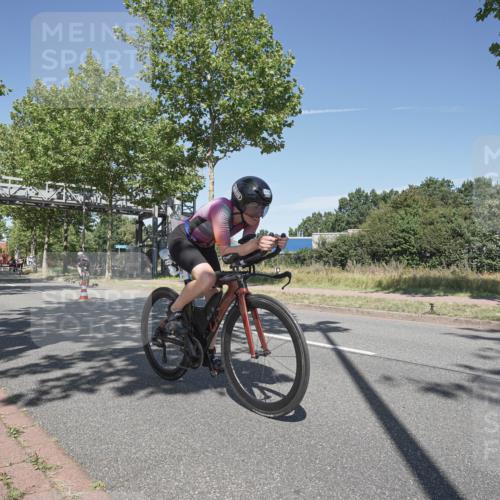 09.08.2026 - GEWOBA Citytriathlon Bremen Michael Burmester http://msf.ph/oto/9955439 09.08.2026 12:19:43 Radfahren 568, 748, 806, 812, 987, 1142 meine-sportfotos.de