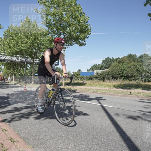 09.08.2026 - GEWOBA Citytriathlon Bremen Michael Burmester http://msf.ph/oto/9955443 09.08.2026 12:19:47 Radfahren 568, 748, 806, 923, 987 meine-sportfotos.de