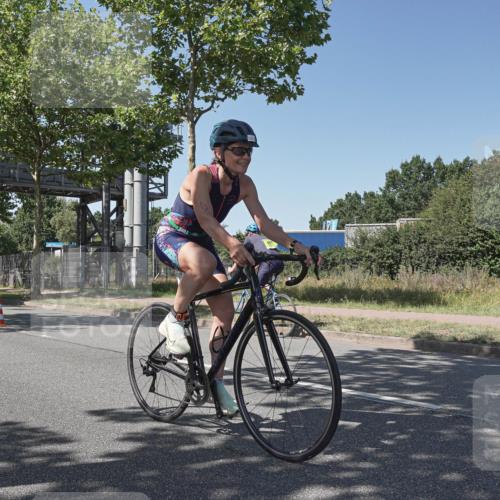 09.08.2026 - GEWOBA Citytriathlon Bremen Michael Burmester http://msf.ph/oto/9955446 09.08.2026 14:45:57 Radfahren 246, 248, 332, 367, 451, 465, 496, 524 meine-sportfotos.de